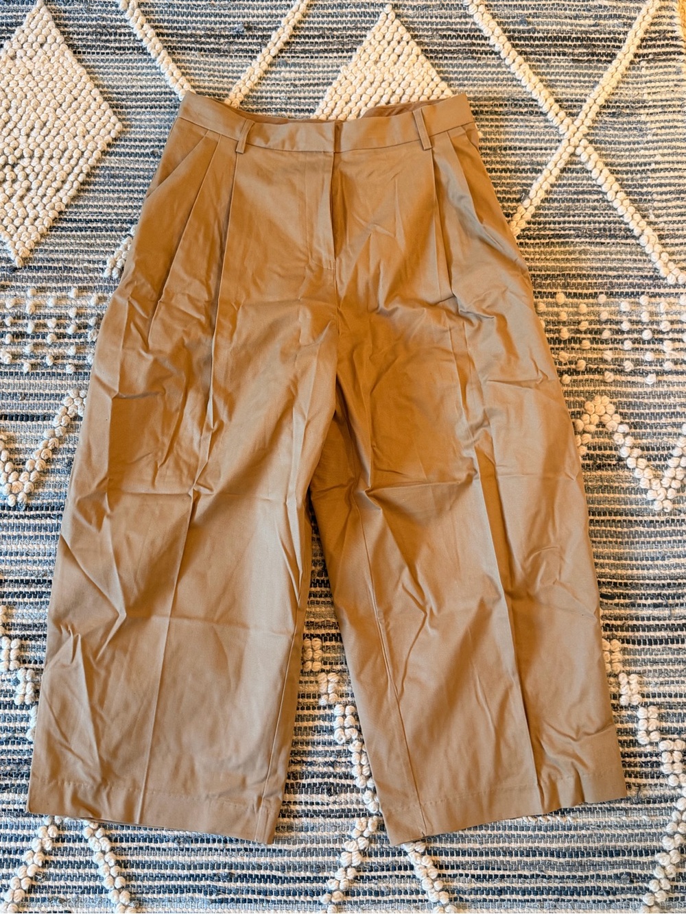 Good American Wide-Leg Chinos in Tan